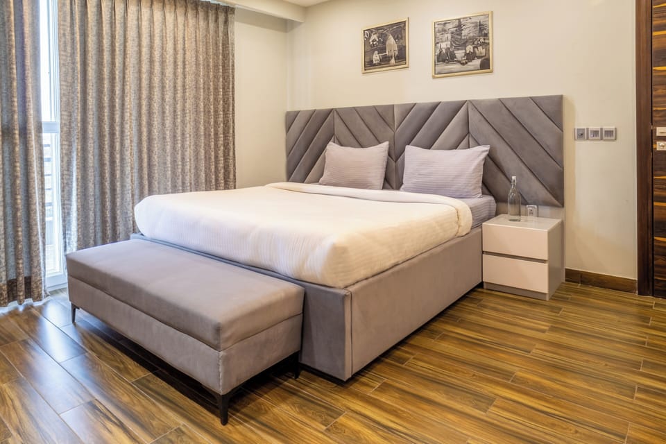 Studio, City View | In-room safe, desk, laptop workspace, soundproofing