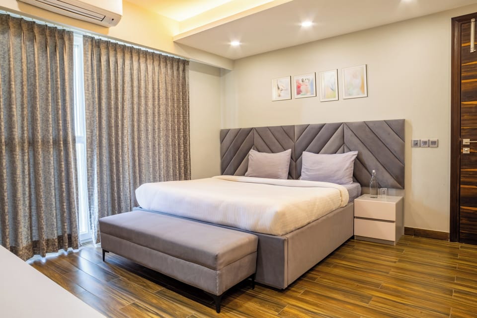 Studio, City View | In-room safe, desk, laptop workspace, soundproofing