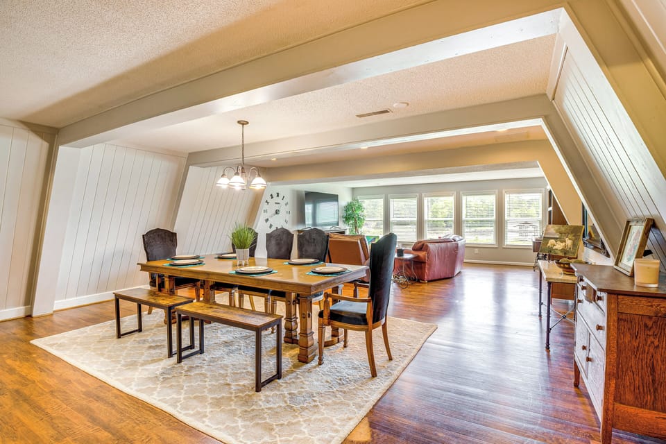 House (4 Bedrooms) | Interior