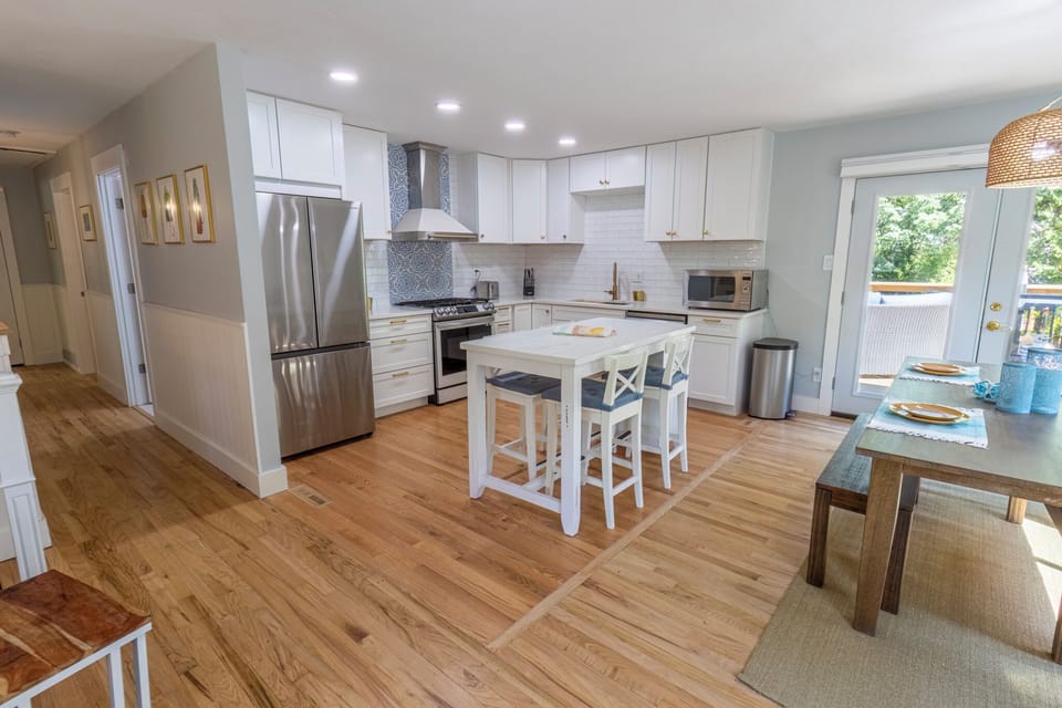 Main Level | Kitchen