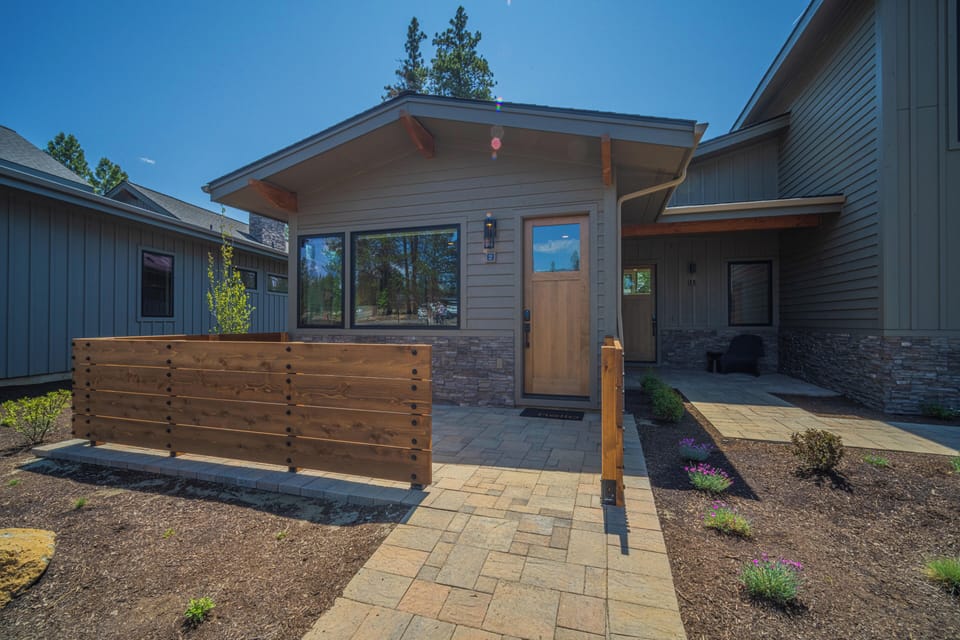 18209 Forestbrook-54