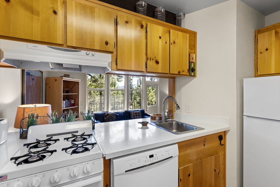 Kitchen 2