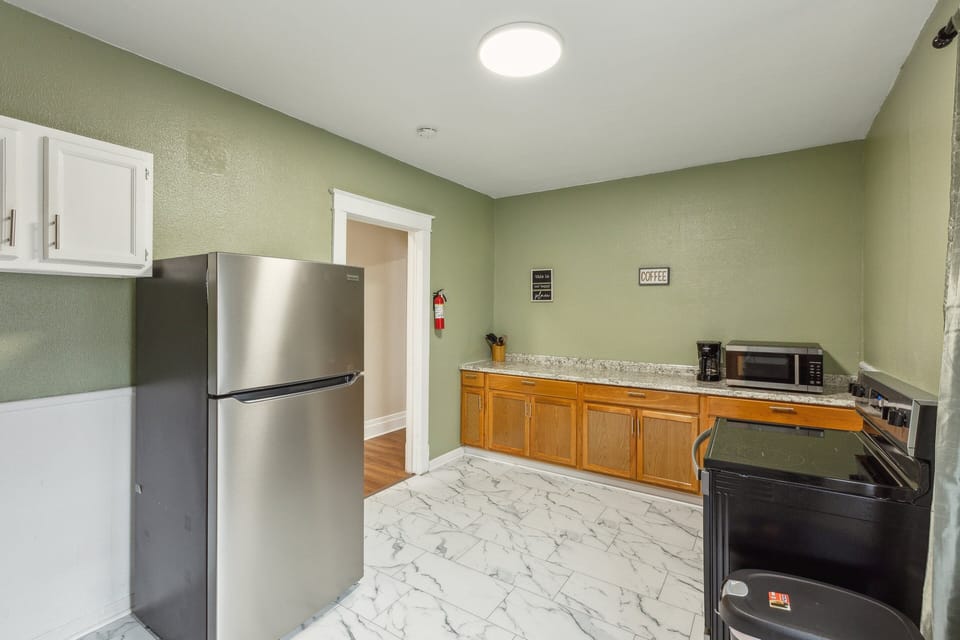 Floor, Flooring, Appliance, Refrigerator, Microwave