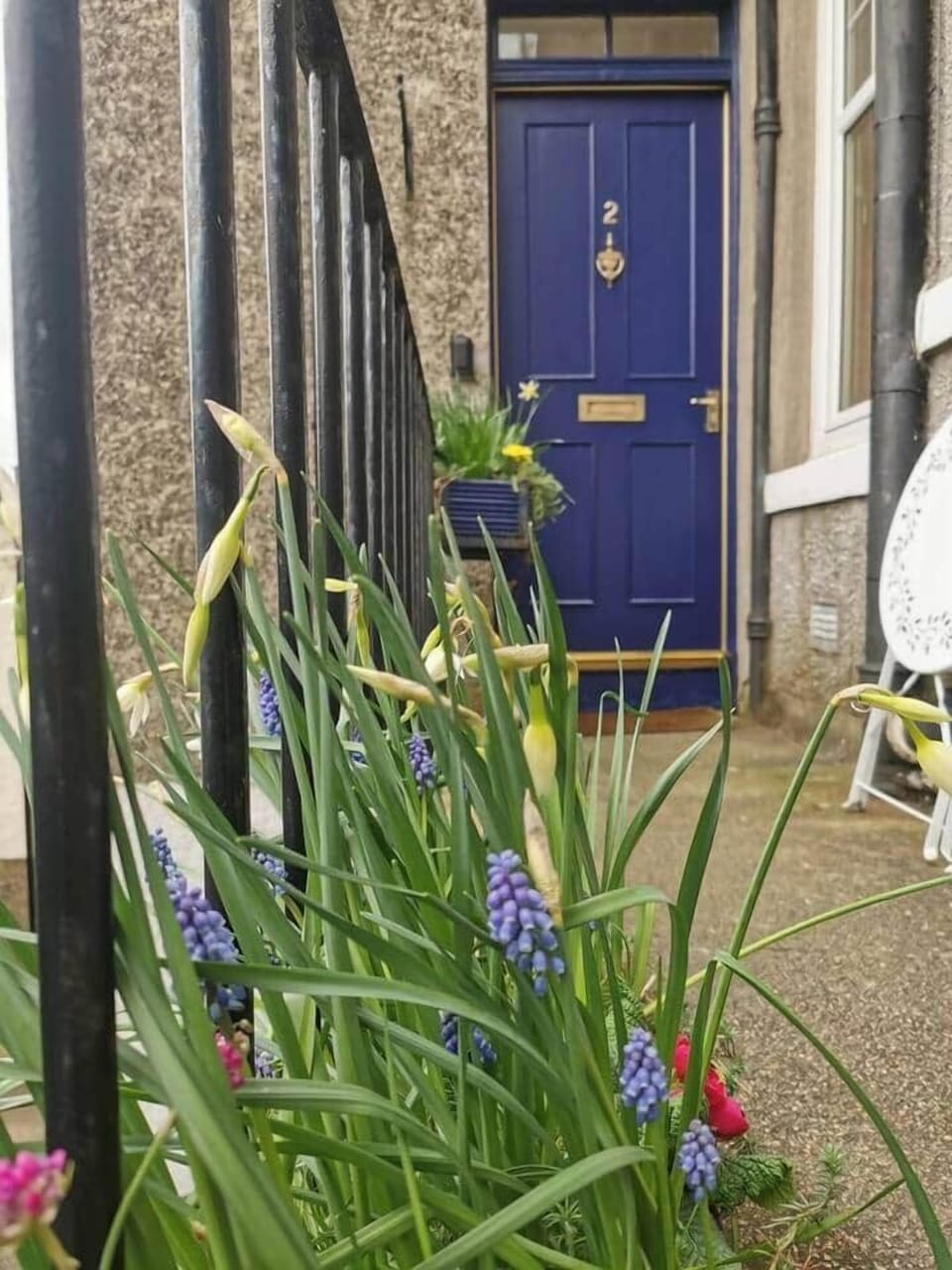 Private entrance on the first floor