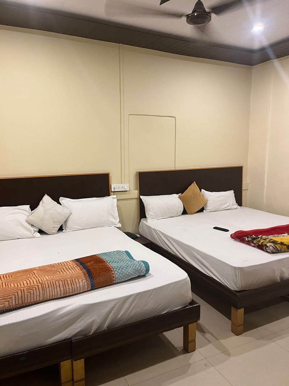 Quadruple Room | Rollaway beds, free WiFi, bed sheets