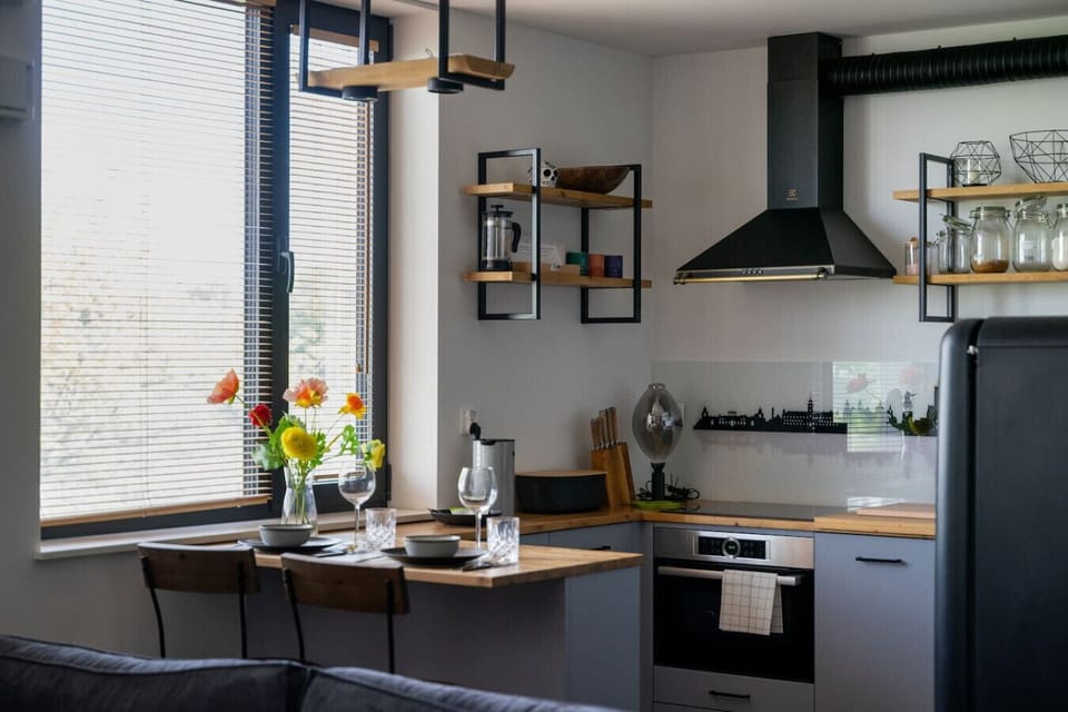 Kitchen | Book Now with RENTUJEMY.COM