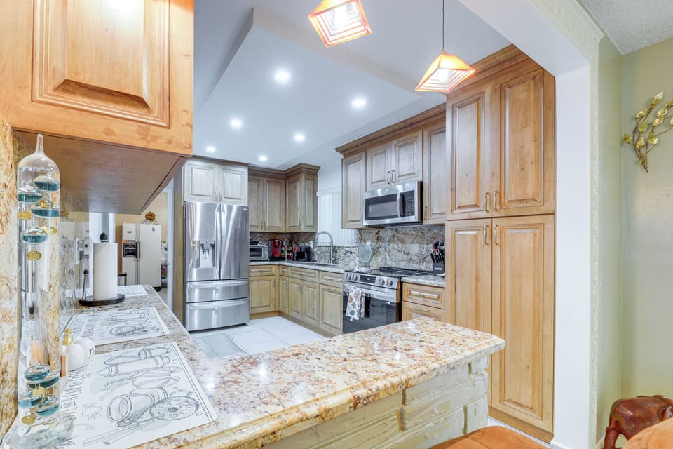Kitchen | Cooking Basics | Single-Story Home