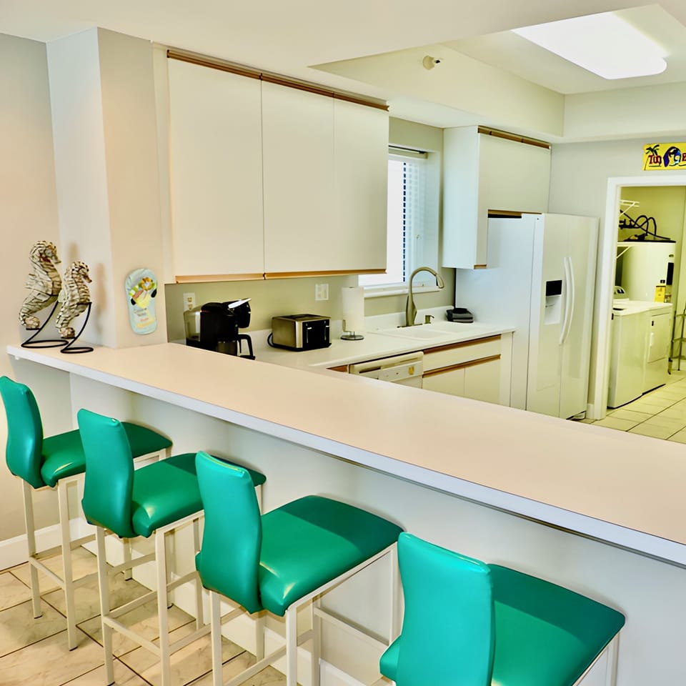 Kitchen Bar