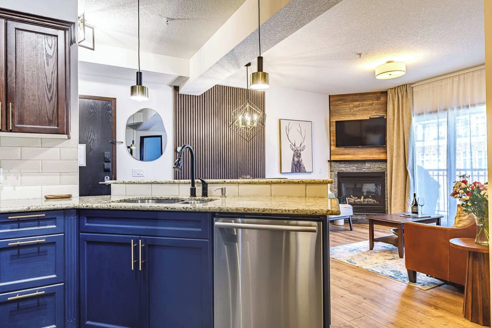 Well equipped kitchen with dishwasher