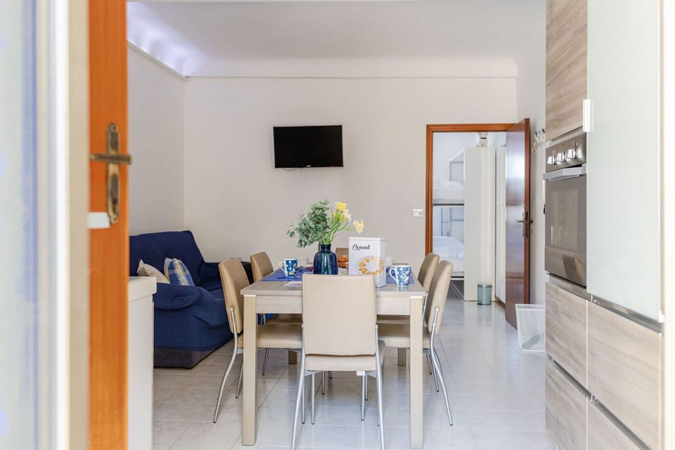 Kitchen, Living Room
