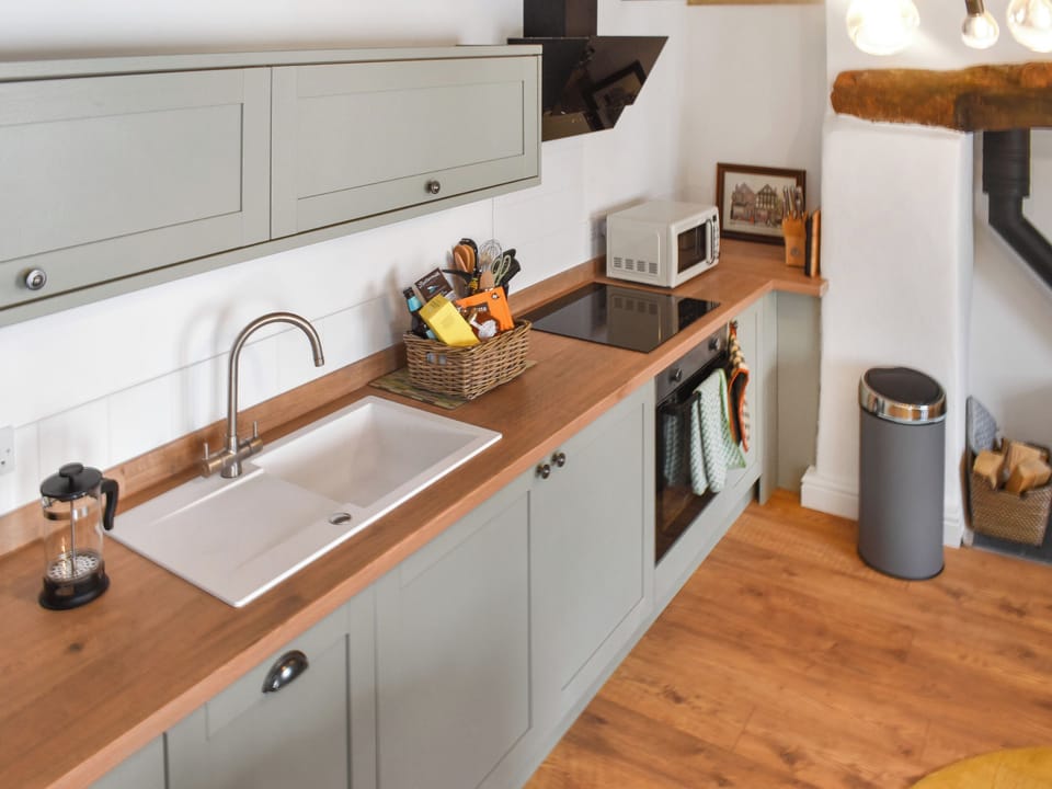 Kitchen | Roseland Retreat - Roseland Rendevous, Truro