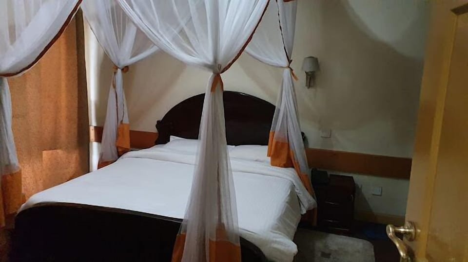 Deluxe Single Room, Garden View | Free WiFi, bed sheets