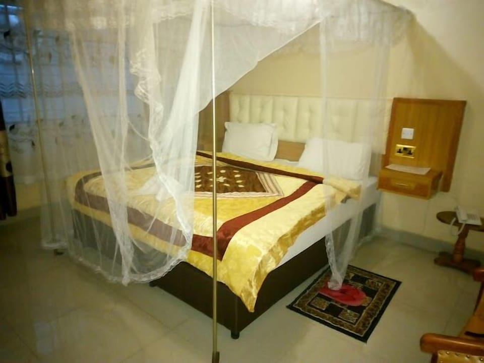 Deluxe Double Room, Garden View | Free WiFi, bed sheets