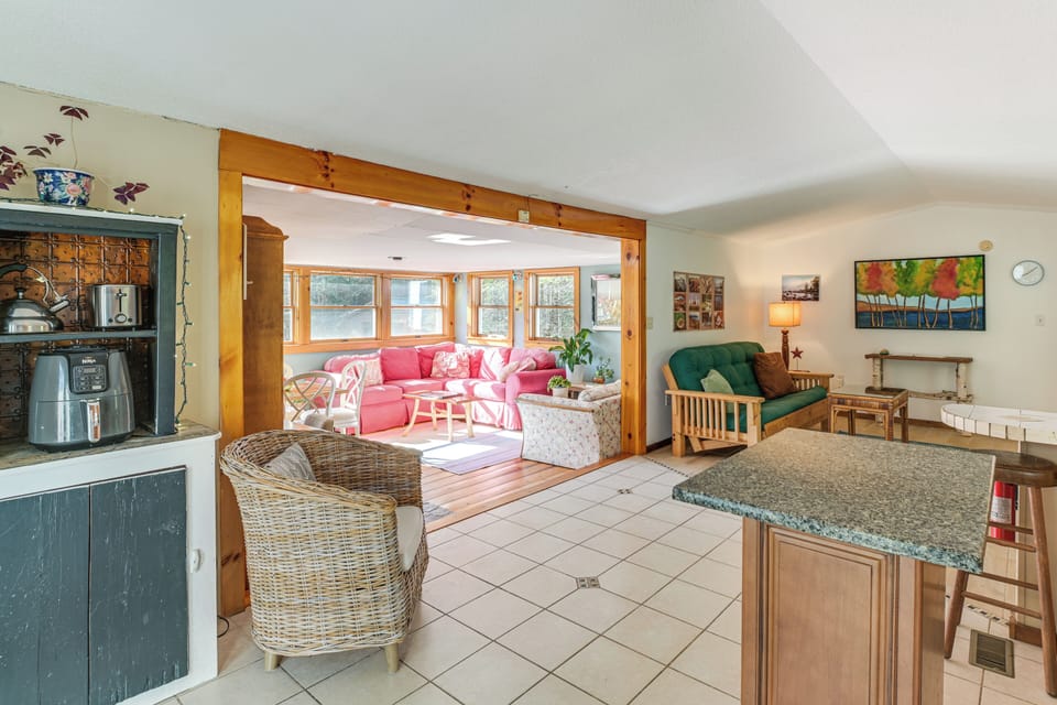 House (2 Bedrooms) | Interior