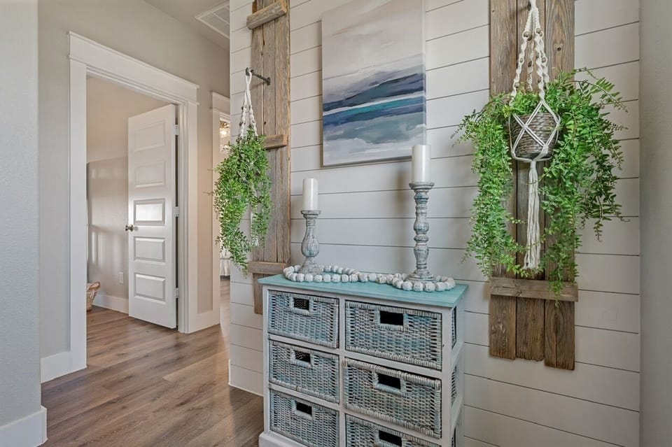 House, 4 Bedrooms | Interior