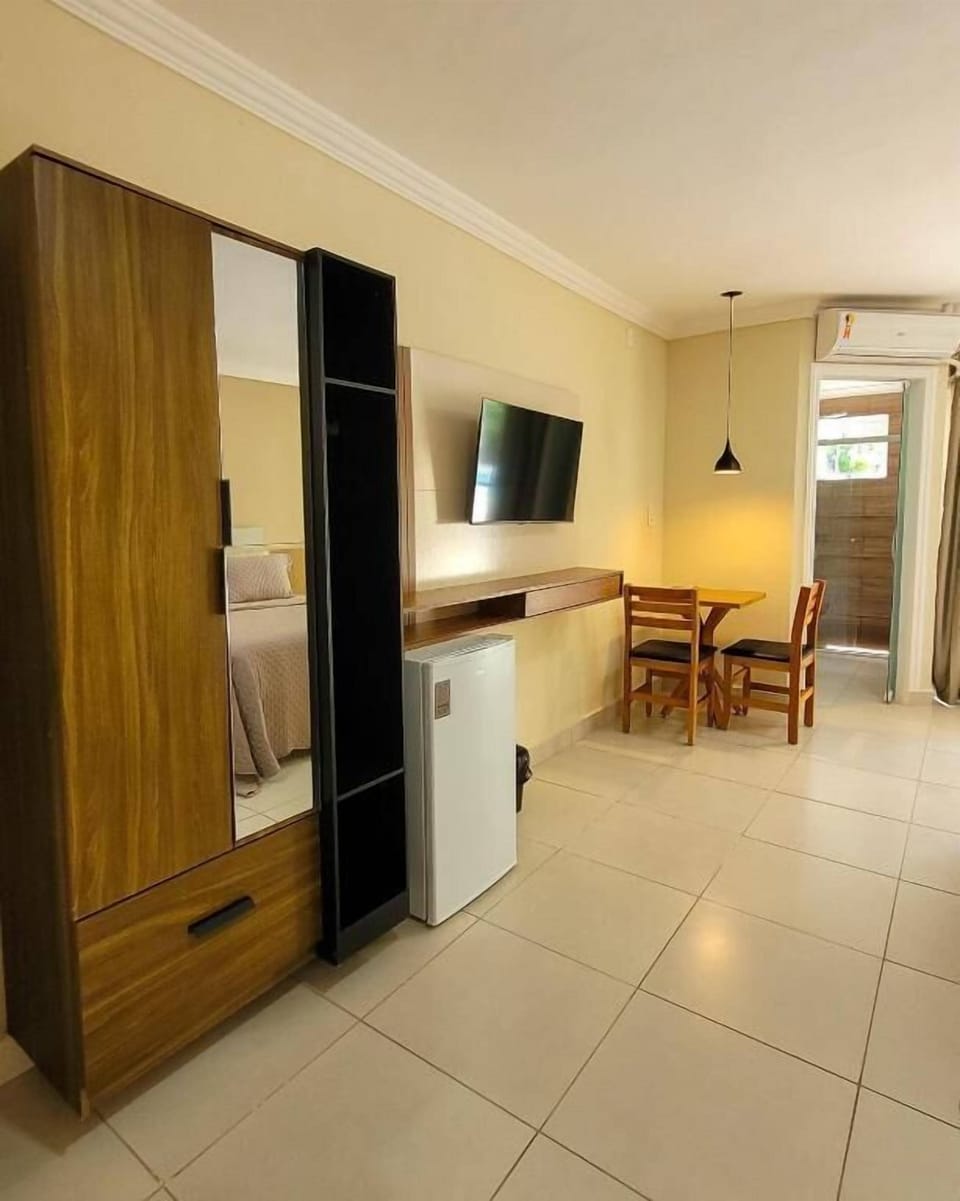 Classic Twin Room, Balcony | Laptop workspace, soundproofing, free WiFi