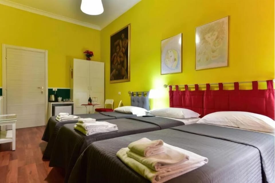 Economy Double Room | In-room safe, desk, laptop workspace, blackout drapes