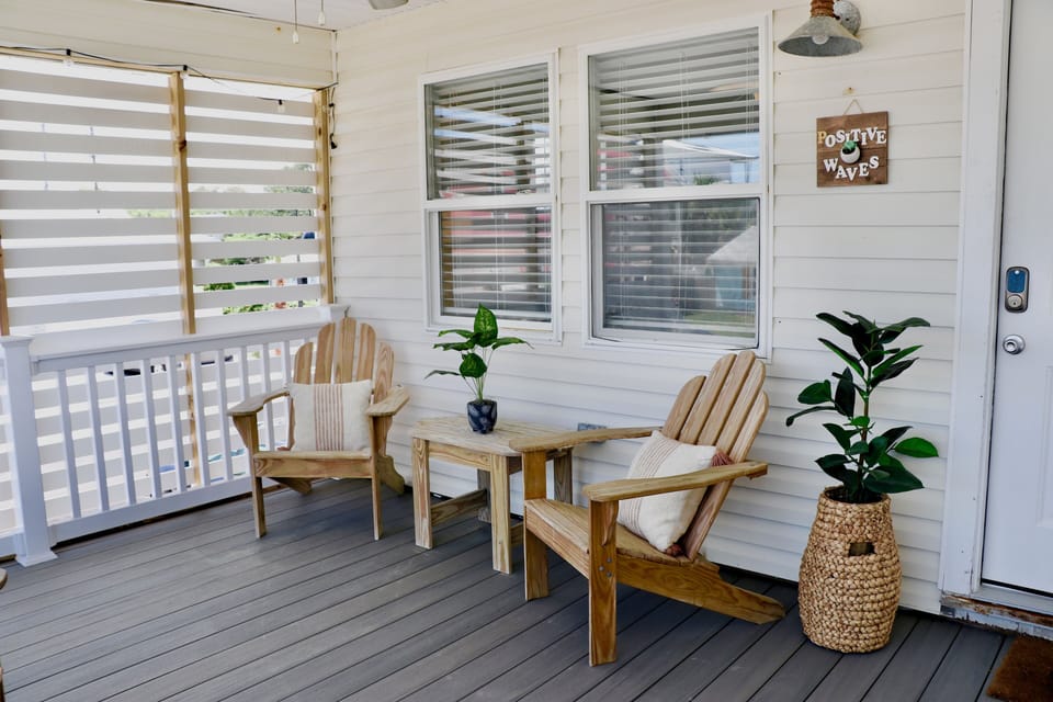 Private covered balcony