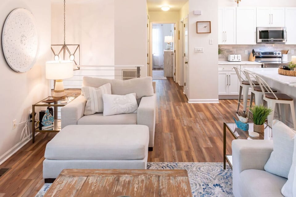 Fresh contemporary design and an open space make mingling or relaxing a breeze!