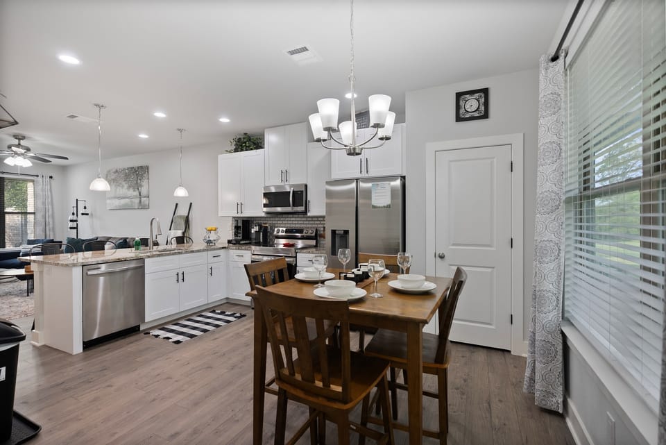 Come together at the dining room table to enjoy tasty meals with friends and family!