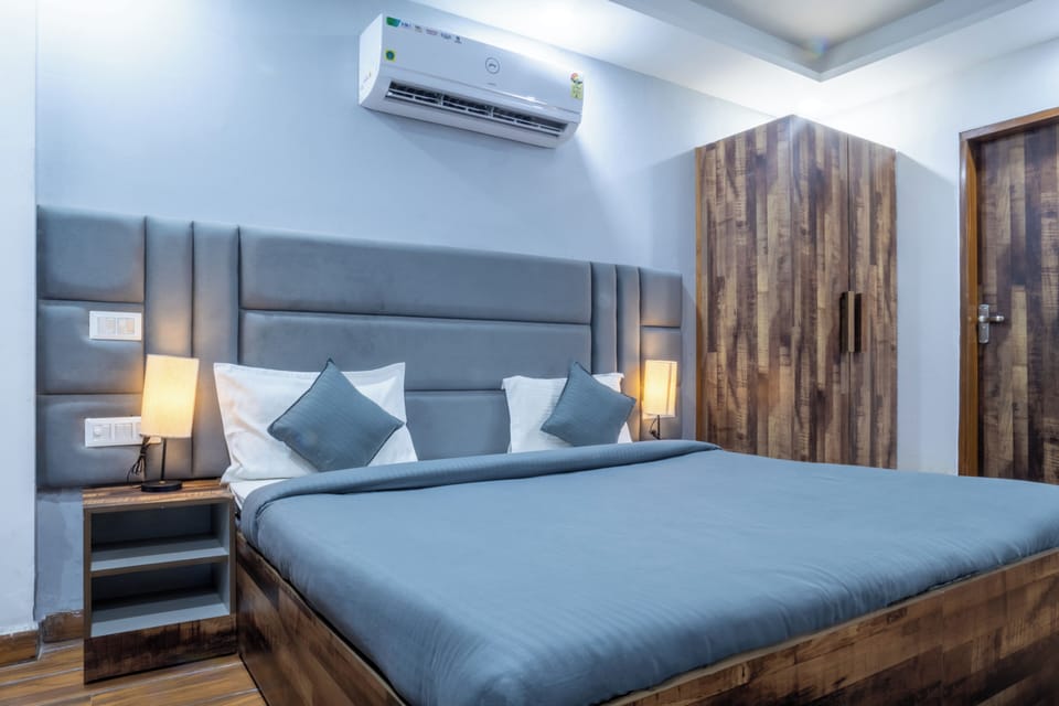 Studio, City View | In-room safe, desk, laptop workspace, soundproofing