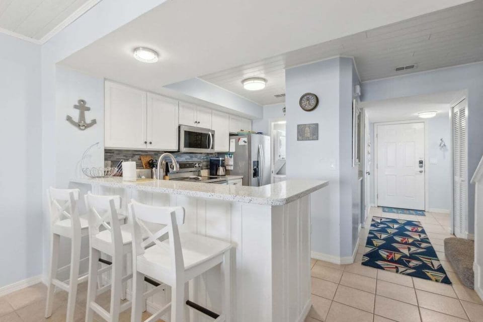 Kitchen Bar