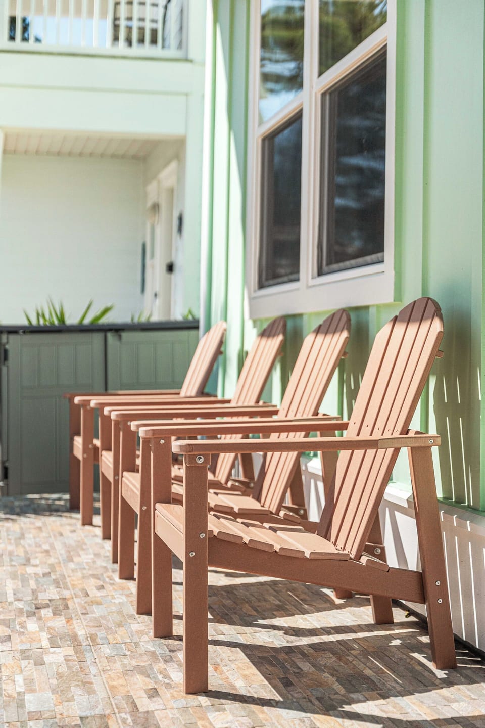 FRONT PORCH SEATING