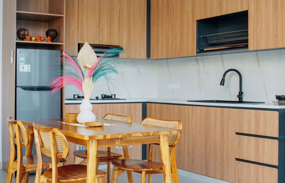 Deluxe Villa, 1 Bedroom, Private Pool | Private kitchen | Fridge, stovetop, electric kettle, cookware/dishes/utensils