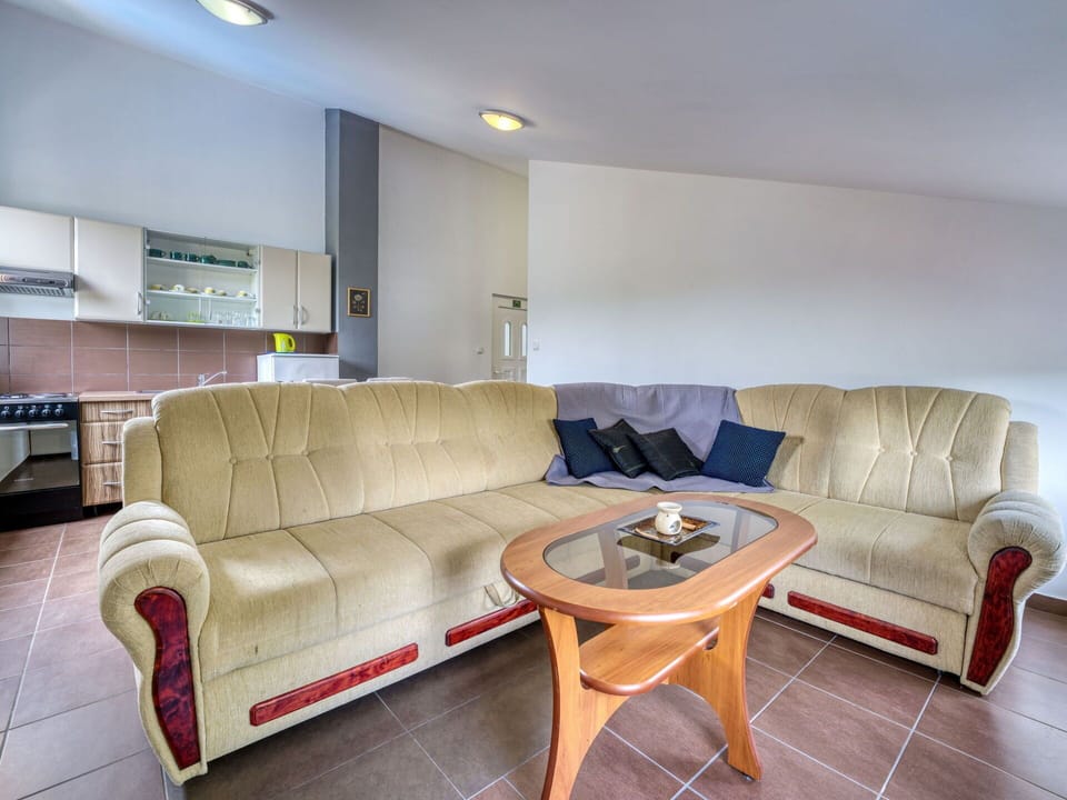 Outdoor Furniture, Home, Furniture, Door, Outdoor Table, Chair, Kitchen & Dining Room Table, Shade, Balcony, Porch