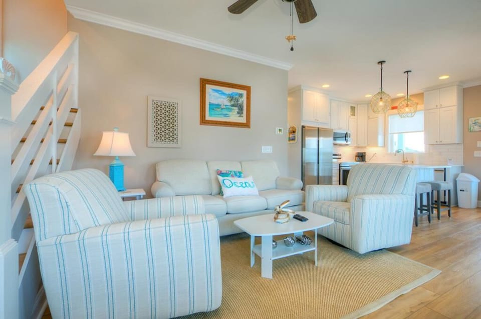 Living Room 
GW 6-5-25