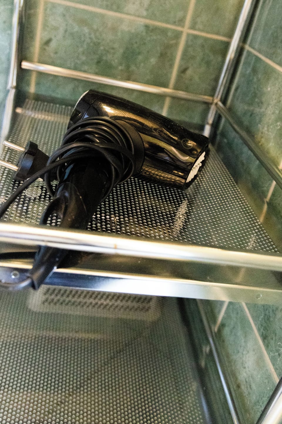Deluxe Triple Room, Hill View | Bathroom | Shower, hair dryer, towels, soap