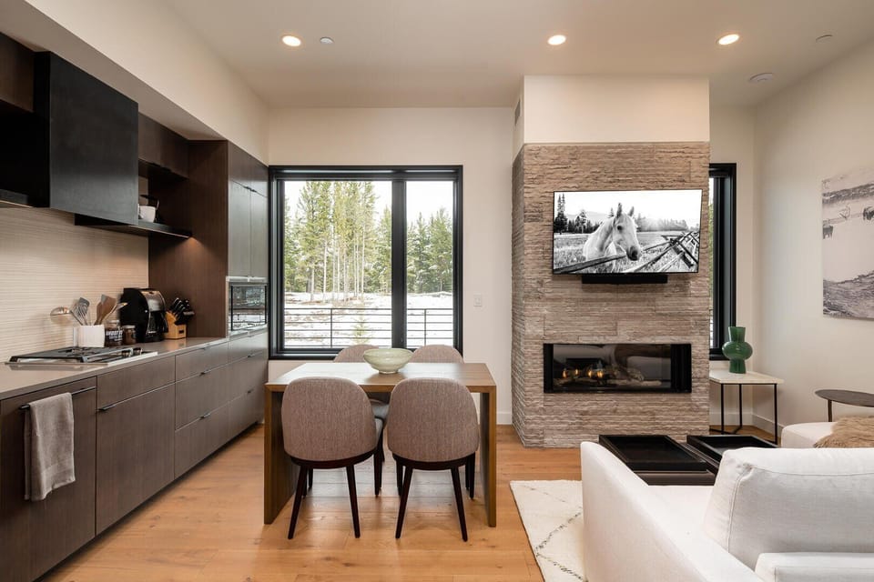 Condo, 1 Bedroom | Interior