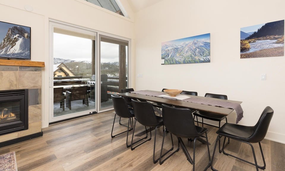 House, 3 Bedrooms | Dining