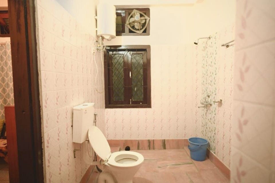 Deluxe Double Room, Balcony | Bathroom