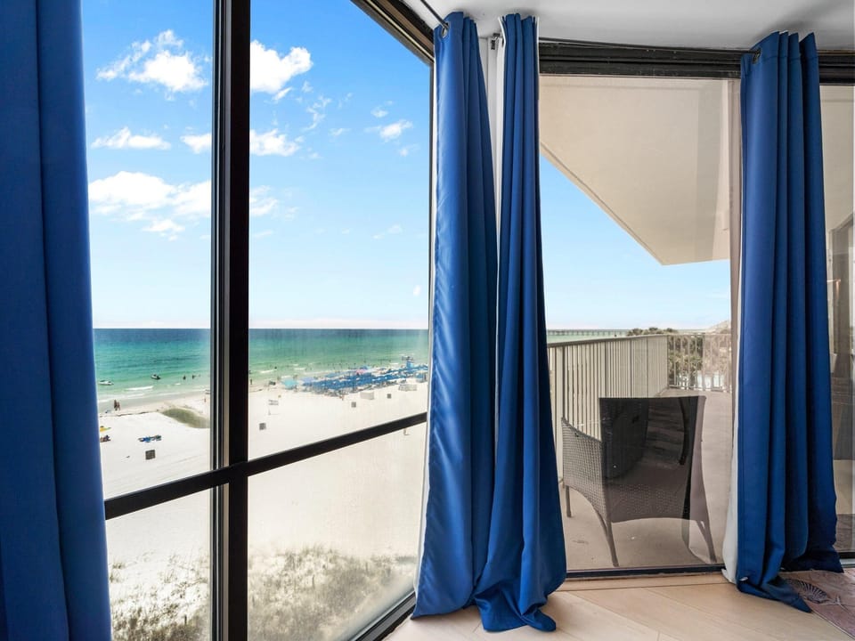Condo, Multiple Beds (Windward 408) | Interior