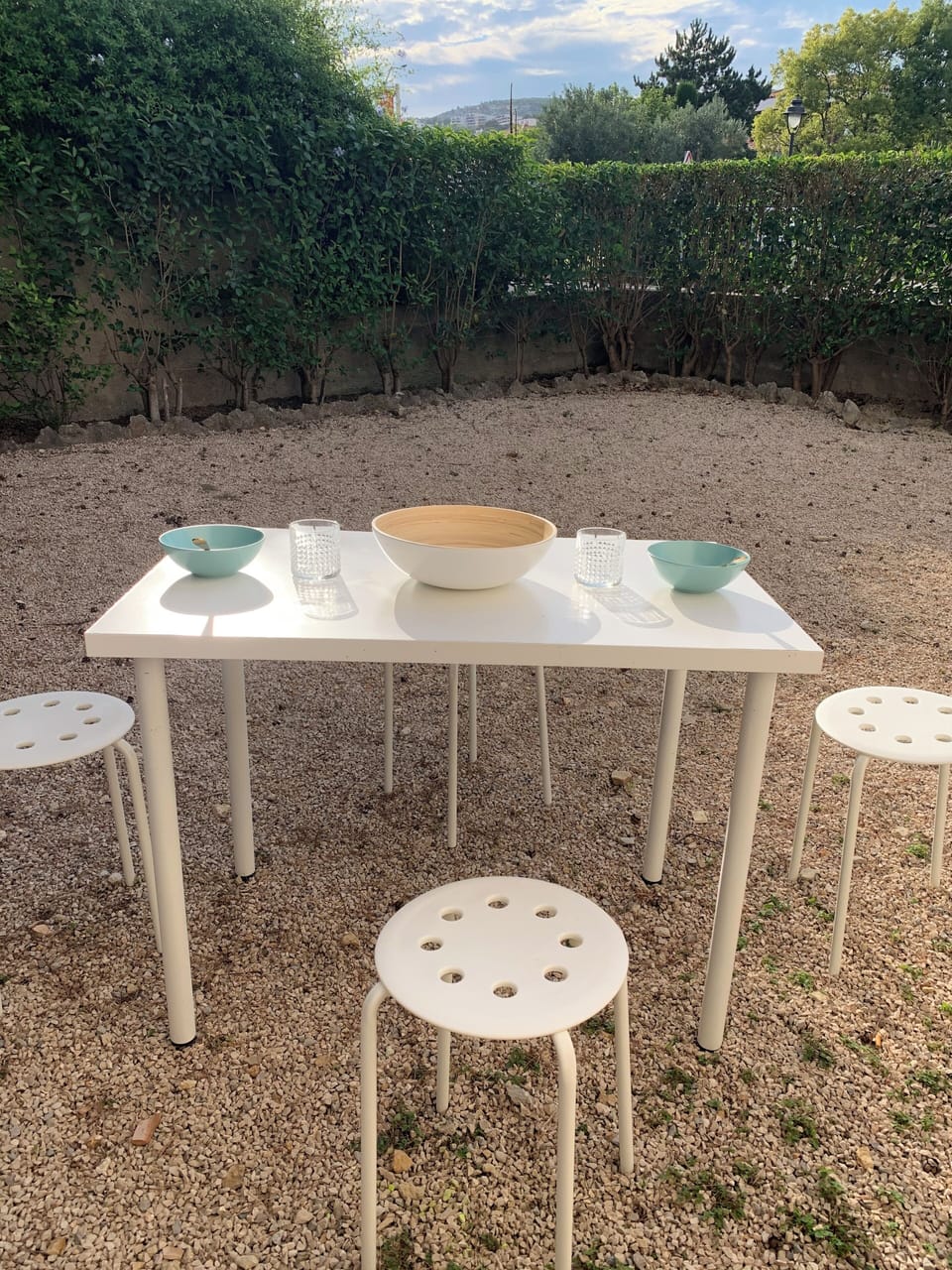 Outdoor dining