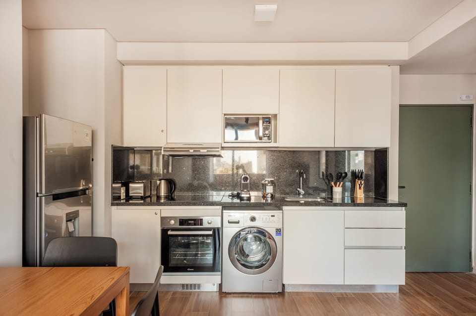 Superior Apartment, Canal View | Private kitchen | Microwave, oven, stovetop, coffee/tea maker