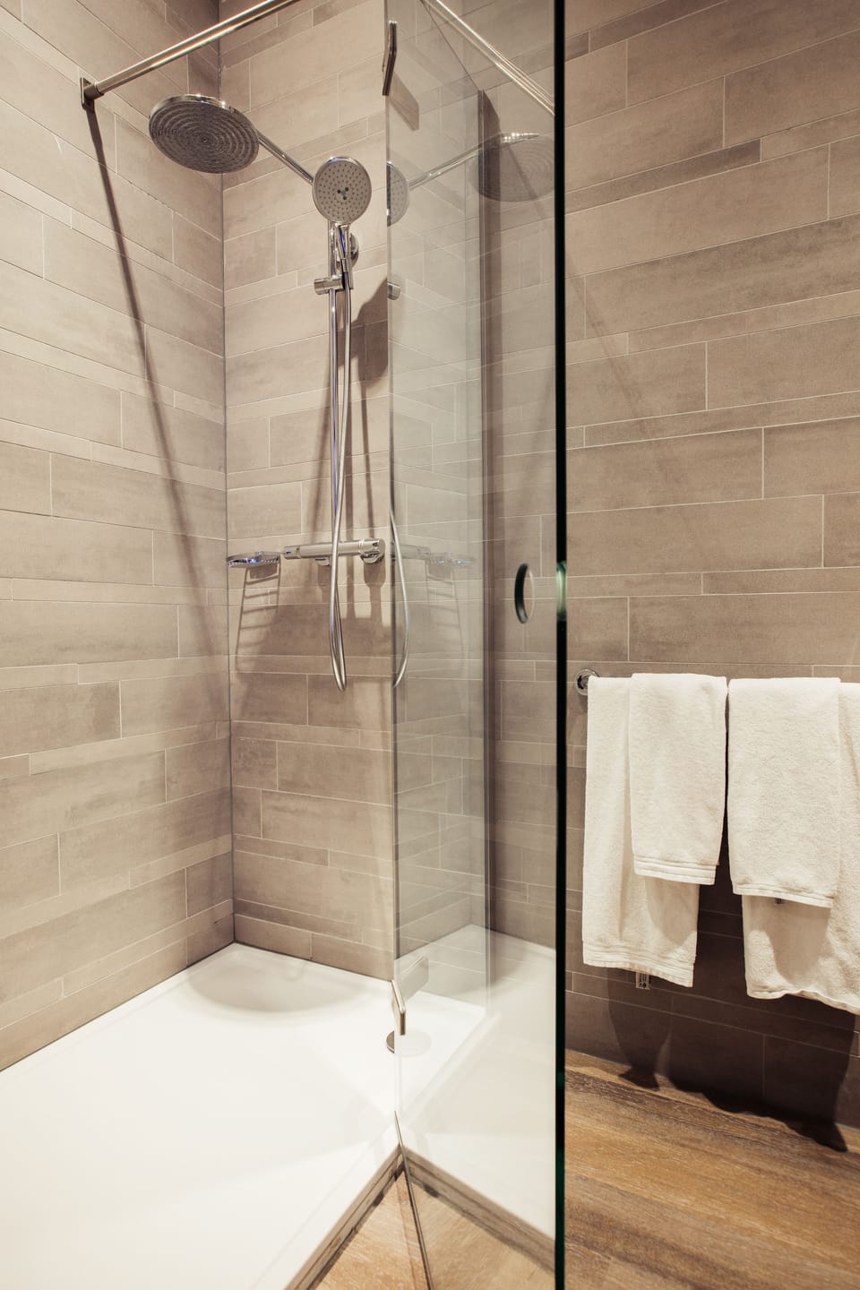 Superior Double or Twin Room, No Windows (Atlantis Loft) | Bathroom | Combined shower/tub, rainfall showerhead, free toiletries, hair dryer