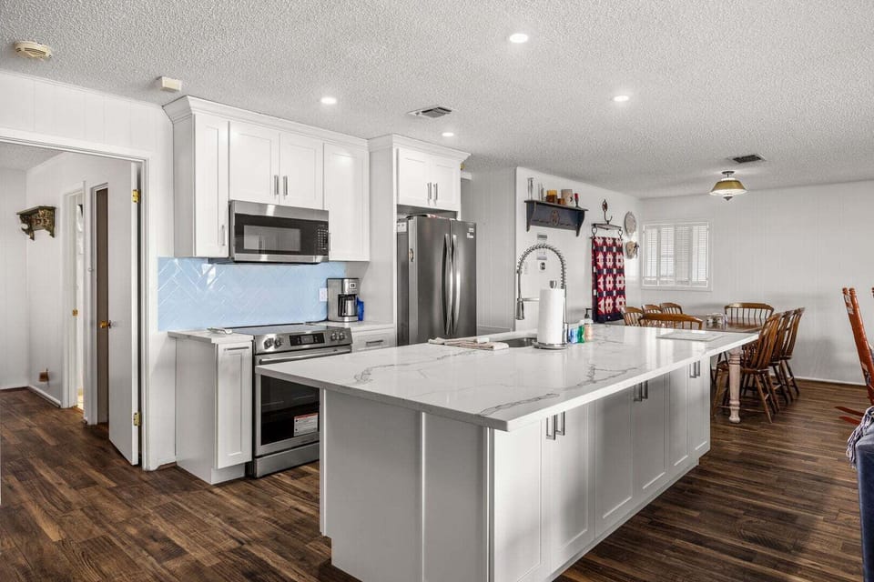 Modern kitchen + large work island