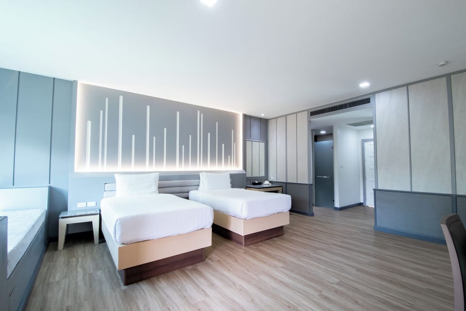 Deluxe Garden Wing A | Minibar, in-room safe, desk, free WiFi