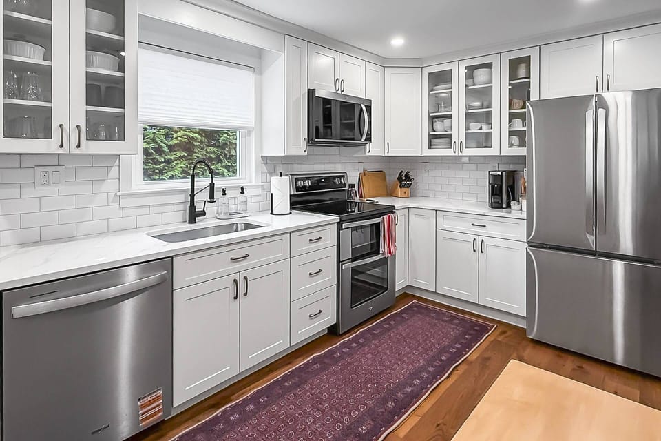 Everything’s brand new—from cookware to glassware—for effortless entertaining.