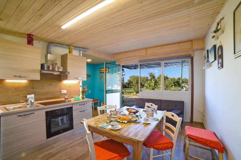 Family Villa, 5 Bedrooms, Terrace (Masseria Santu Lasi with Private Pool) | Private kitchen