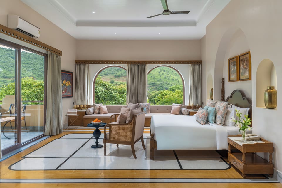 Executive Suite, Balcony, Hill View | Individually furnished, desk, laptop workspace, free WiFi