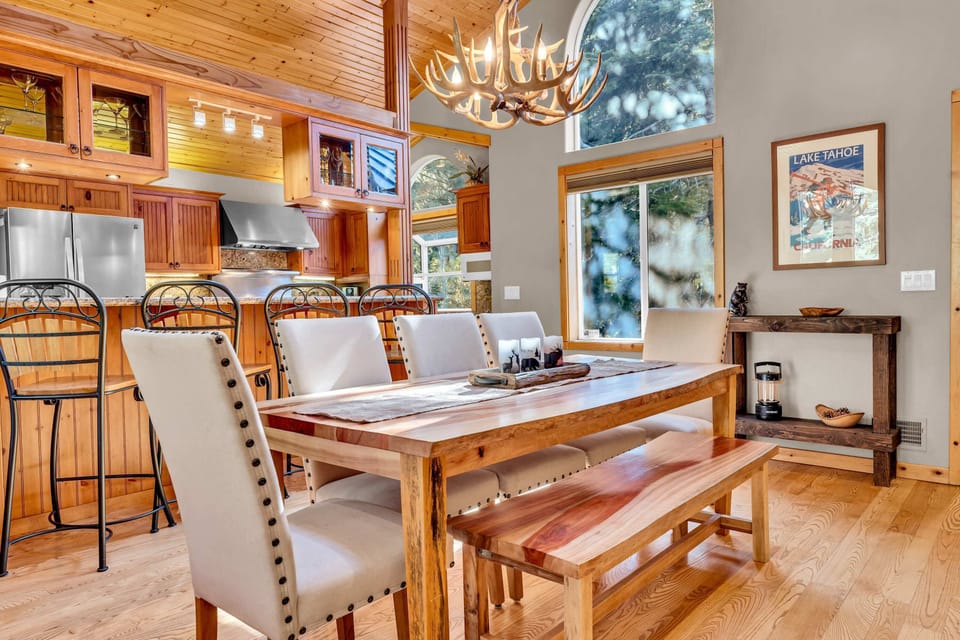 Dining area: Main floor, table seating for 8, outdoor access

