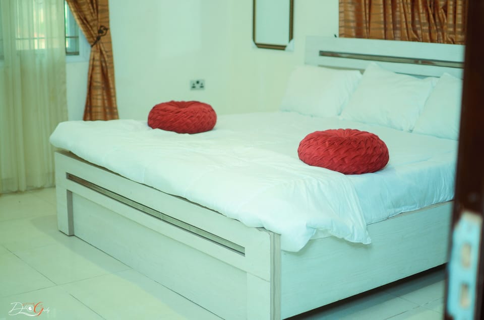 Double or Twin Room | Free WiFi