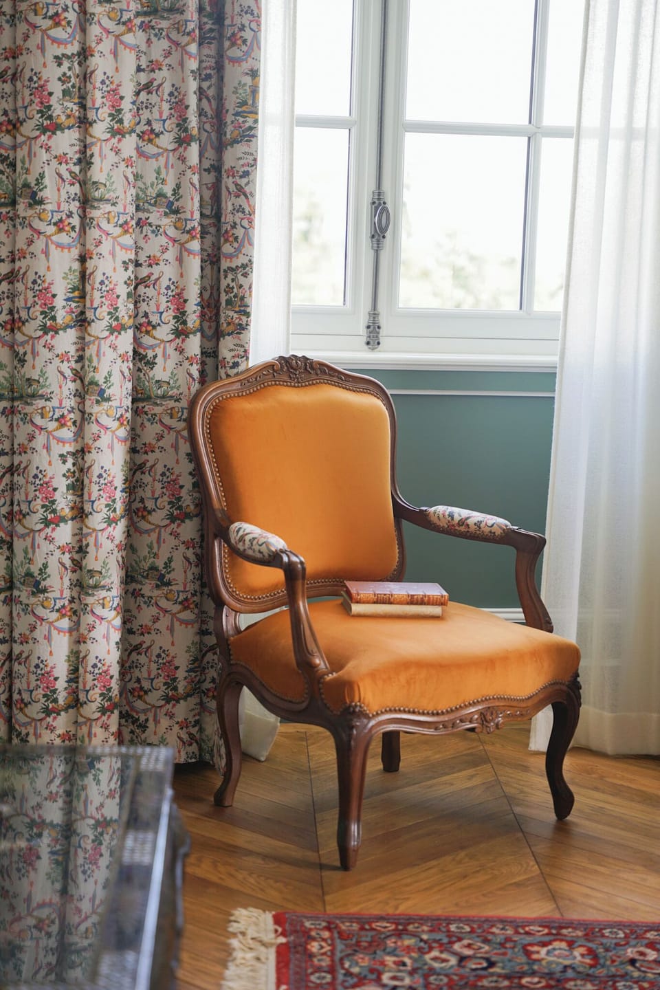 Signature Room | Minibar, in-room safe, desk, free WiFi