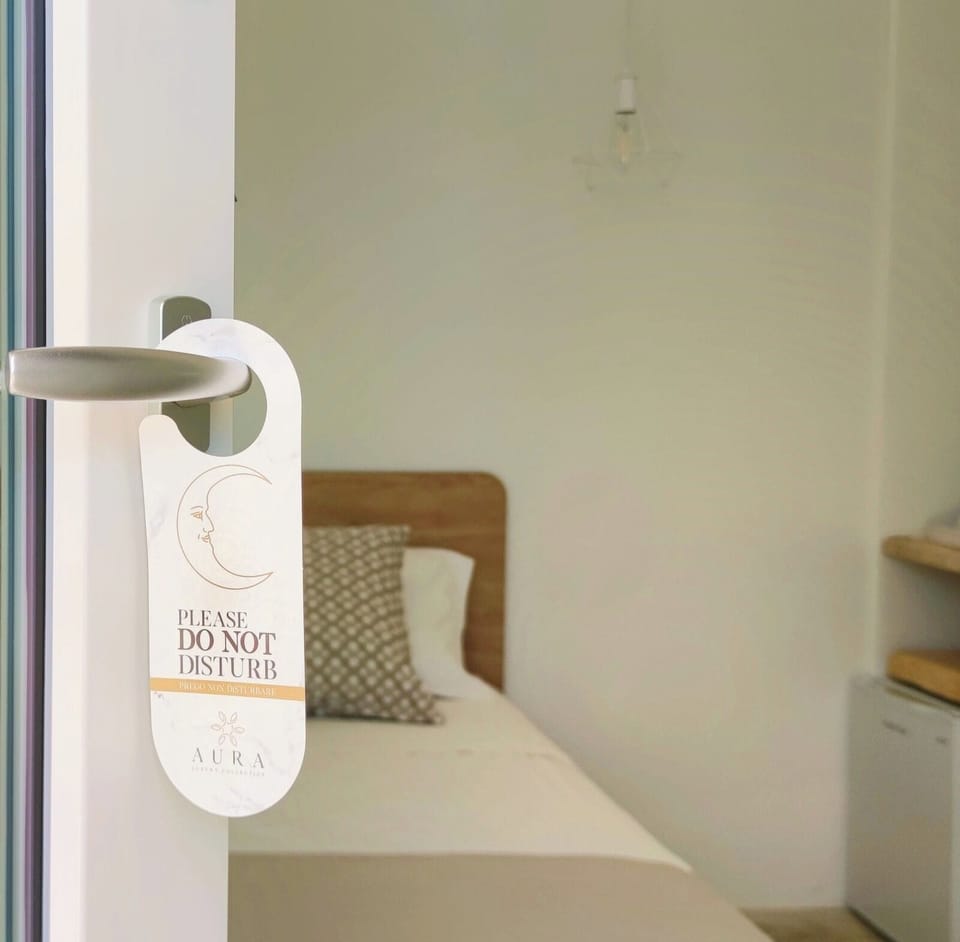 Hypo-allergenic bedding, free WiFi