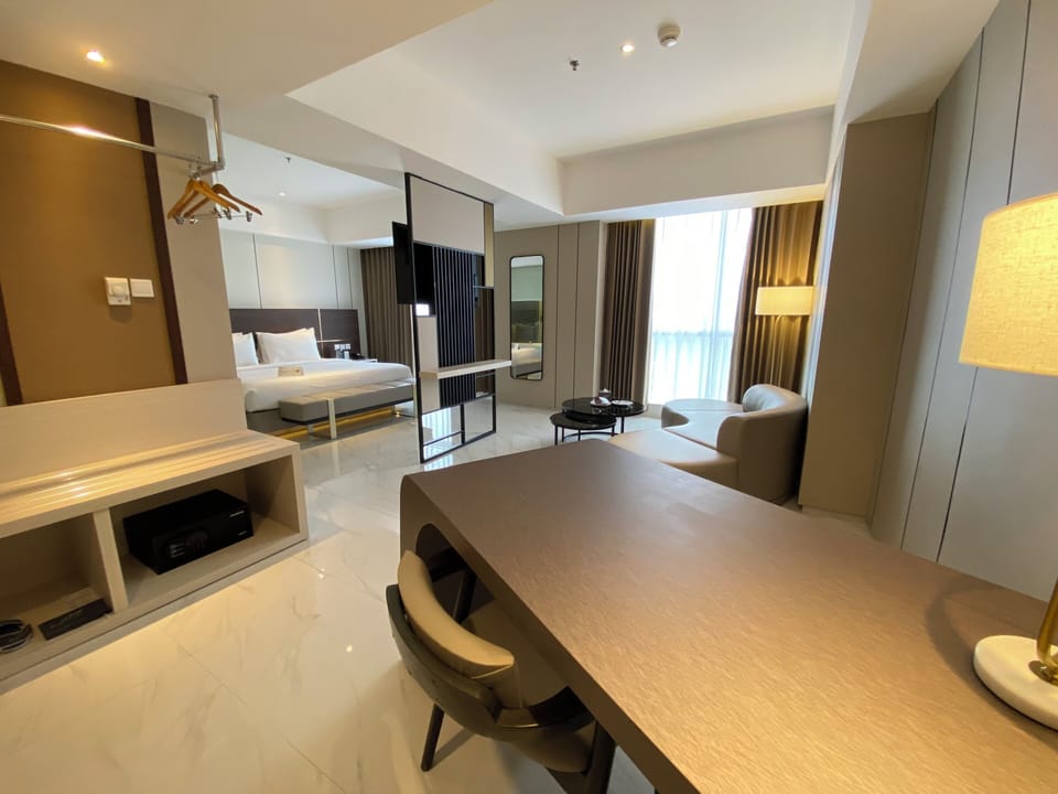 Studio Suite | Living area
