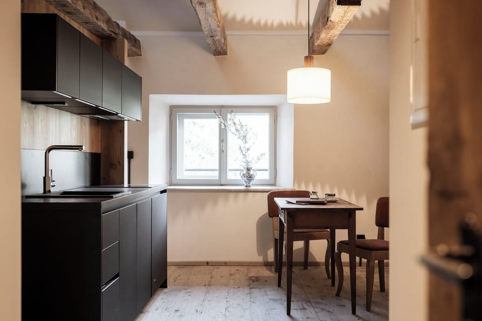 Deluxe Studio, City View | Private kitchen | Fridge, stovetop, dishwasher, espresso maker