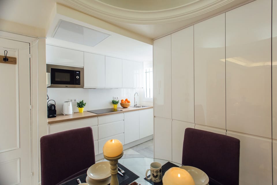 Family Apartment | Iron/ironing board, free WiFi